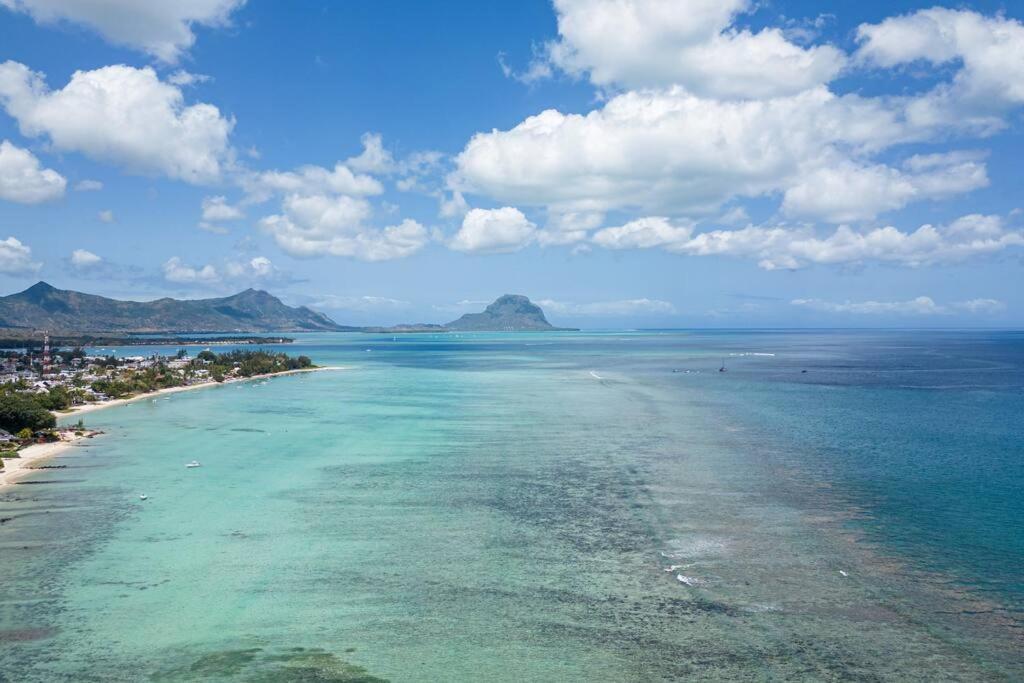 Beach And Mountain - 塔马兰 外观 照片
