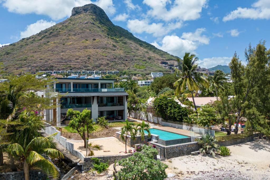 Beach And Mountain - 塔马兰 外观 照片